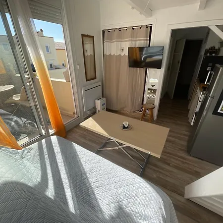 Apartment Joli Centre Port